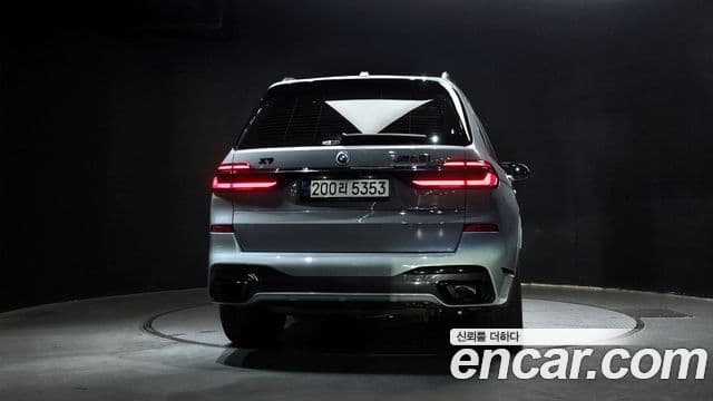 BMW X7 (G07) xDrive 40i M Sport 7인승, 2024 4
