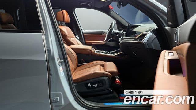 BMW X7 (G07) xDrive 40i M Sport 7인승, 2024 10
