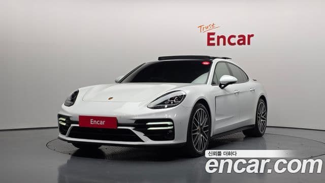 Porsche Panamera (971), 2022 1