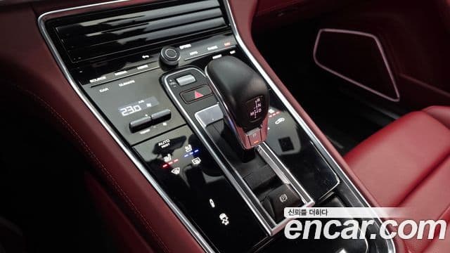 Porsche Panamera (971), 2022 9