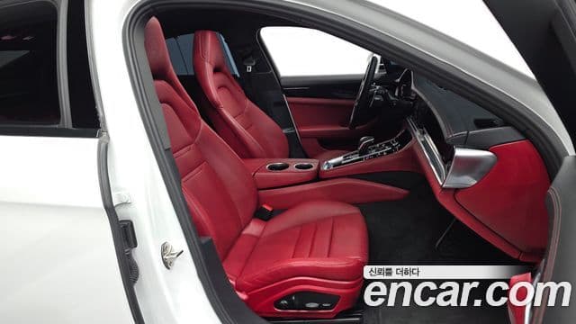 Porsche Panamera (971), 2022 11