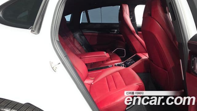 Porsche Panamera (971), 2022 12