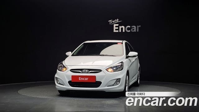 Hyundai Accent(новый кузов / новое поколение) 1.6 GDI top, 2013 3