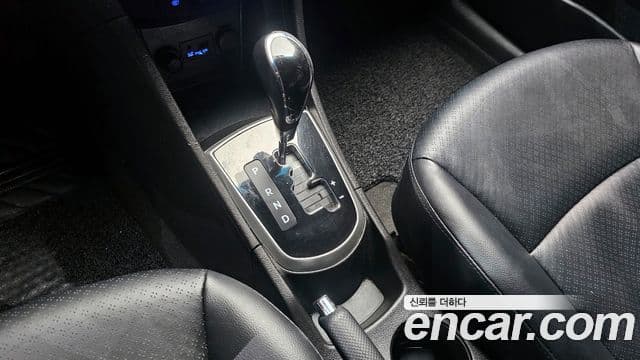 Hyundai Accent(новый кузов / новое поколение) 1.6 GDI top, 2013 9