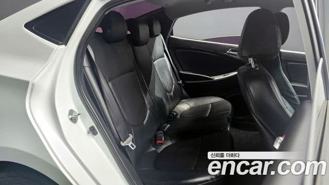 Hyundai Accent(новый кузов / новое поколение) 1.6 GDI top, 2013 12