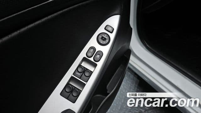 Hyundai Accent(новый кузов / новое поколение) 1.6 GDI top, 2013 18