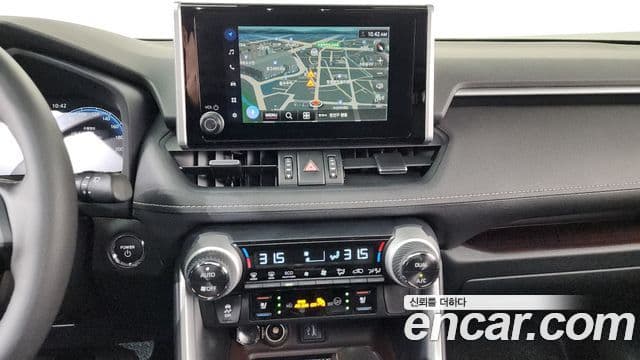 Toyota RAV4 5세대 2.5 4WD гибрид LTD, 2024 14