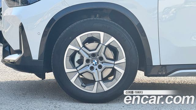 BMW X1 (U11) xDrive 20i xLine, 2025 все фото