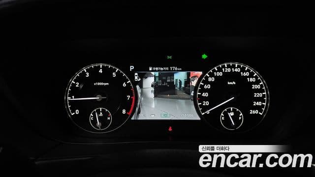 Genesis G90 Premium Luxury, 2019 8