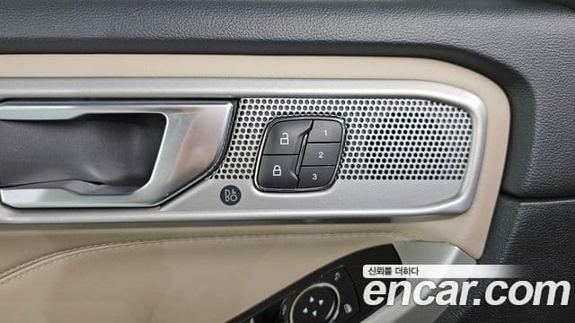 Ford Explorer 6세대, 2022 19