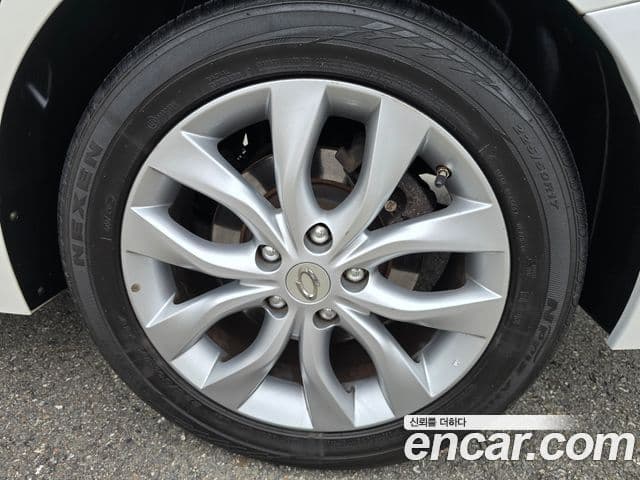 Renault Korea(Samsung) SM7 Nova LPLI 2.0 LPe для людей с инвалидностью, 2016 11