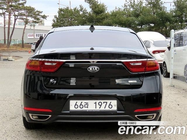 Kia All New K7 гибрид Noblesse, 2017 4