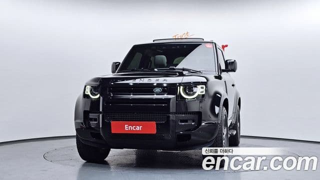 Land Rover Defender (L663) 90 D250 X-Dynamic SE, 2025 3