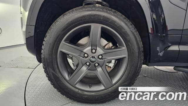 Land Rover Defender (L663) 90 D250 X-Dynamic SE, 2025 все фото