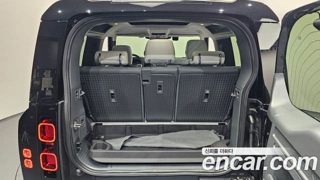 Land Rover Defender (L663) 90 D250 X-Dynamic SE, 2025 20