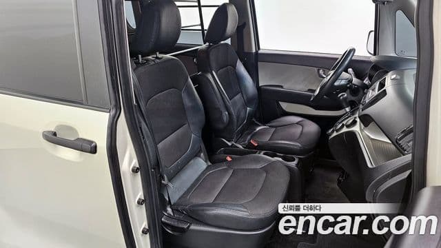 Kia Ray фургон / люксовая версия, 2017 10