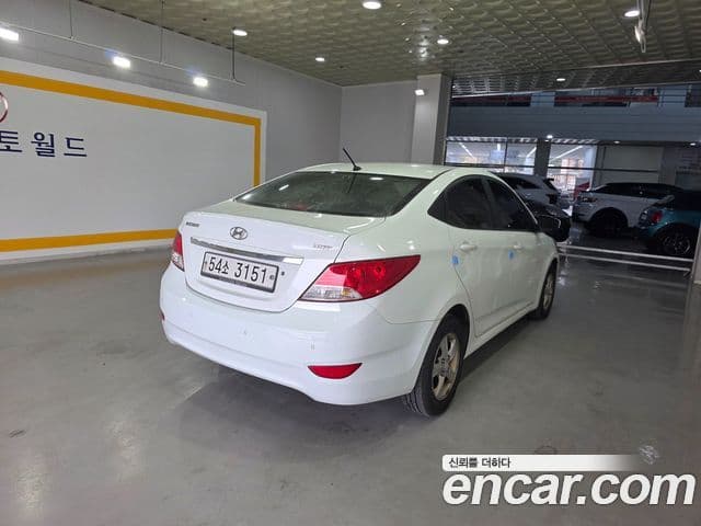 Hyundai Accent(новый кузов / новое поколение) Premium, 2012 все фото