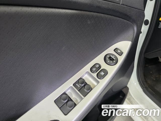 Hyundai Accent(новый кузов / новое поколение) Premium, 2012 9