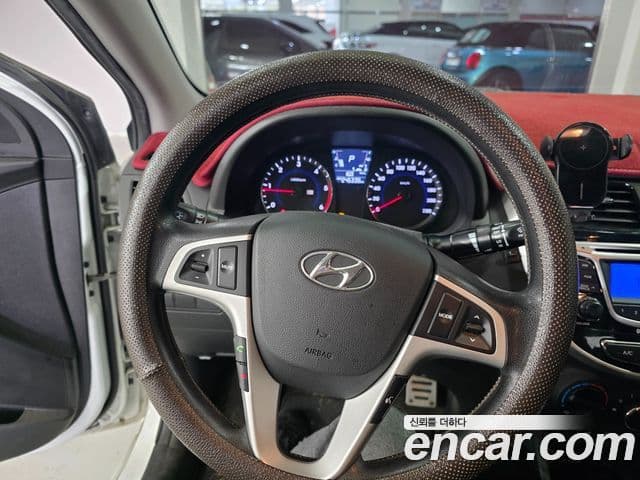 Hyundai Accent(новый кузов / новое поколение) Premium, 2012 12