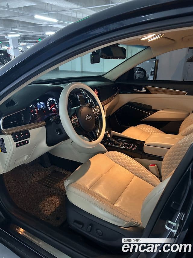 Kia All New K7 Prestige, 2016 10