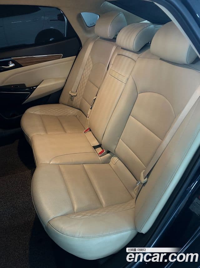 Kia All New K7 Prestige, 2016 15