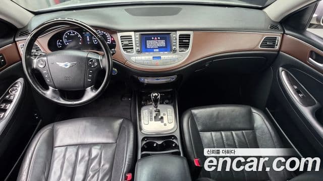 Hyundai Genesis VIP팩, 2012 7