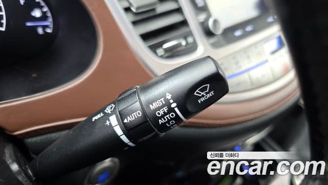 Hyundai Genesis VIP팩, 2012 18