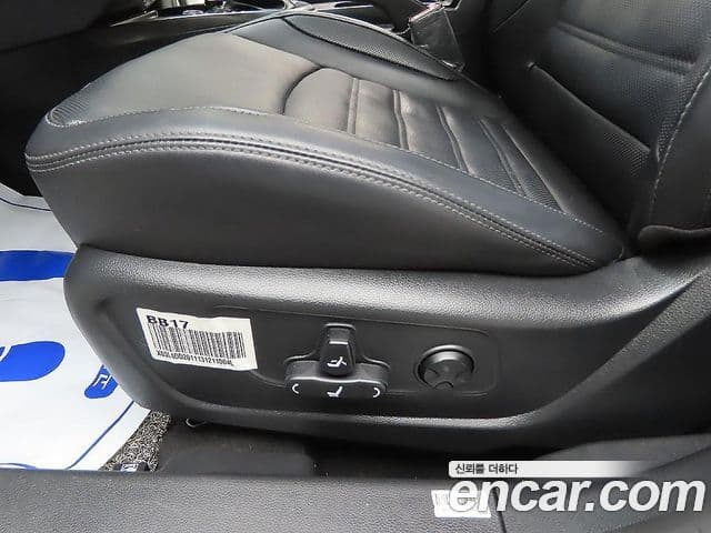 KG모빌리티(SsangYong) Berry New Tivoli V5, 2021 11