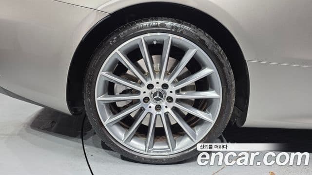 Mercedes-Benz E-класс W213 E450 4MATIC кабриолет, 2022 все фото