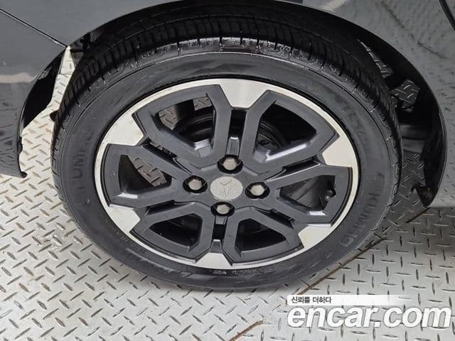 다이하쯔 웨이크, 2014 19