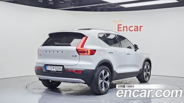 Volvo XC40 B4 Ultimate Bright, 2023 2