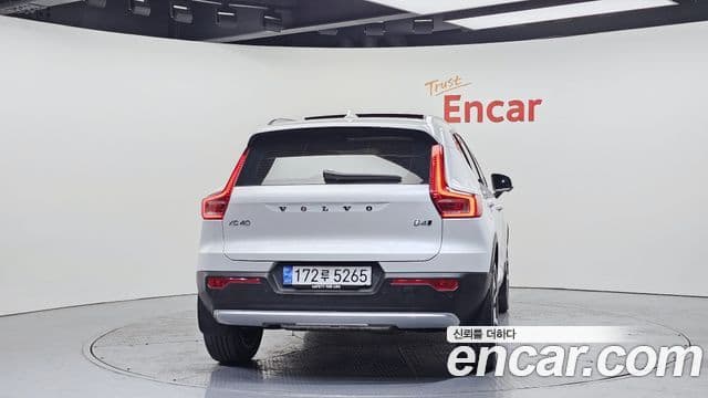 Volvo XC40 B4 Ultimate Bright, 2023 4