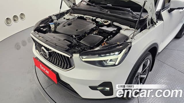 Volvo XC40 B4 Ultimate Bright, 2023 6