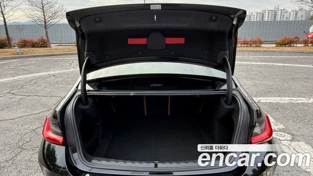 BMW 3시리즈 (G20), 2025 19