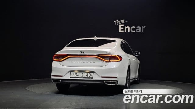 Hyundai Grandeur IG гибрид Exclusive, 2019 4
