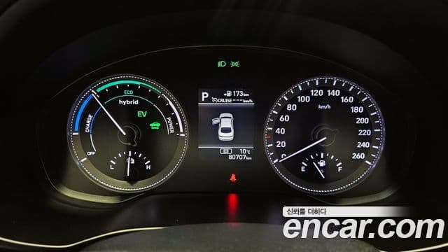 Hyundai Grandeur IG гибрид Exclusive, 2019 8