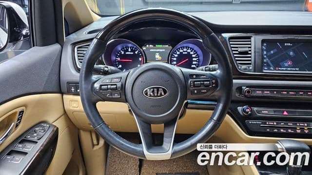 Kia The / новый New Carnival Special, 2019 13