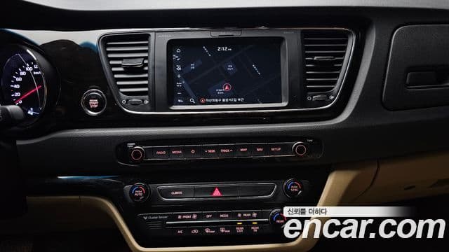 Kia The / новый New Carnival Special, 2019 14