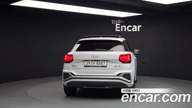 Audi Q2 Premium, 2023 4