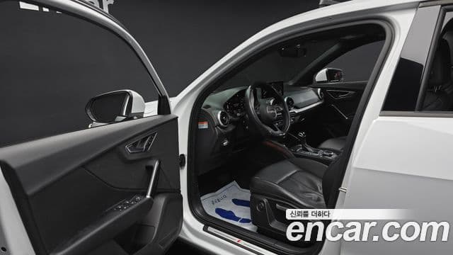 Audi Q2 Premium, 2023 10