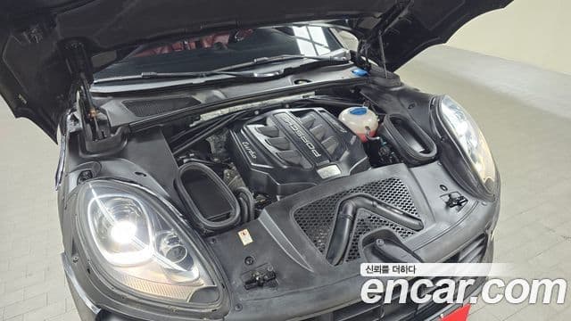 Porsche Macan 95B, 2015 6