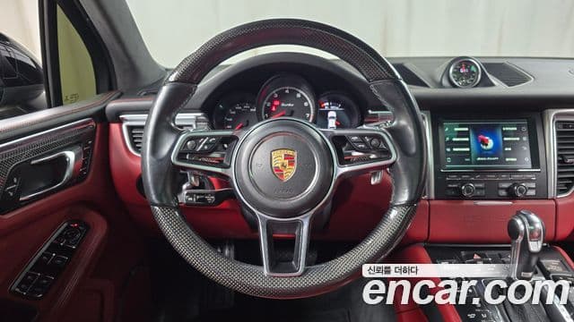 Porsche Macan 95B, 2015 13