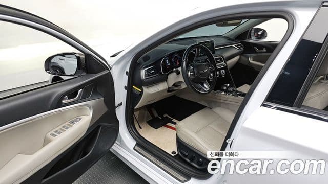 Genesis G70 Advanced, 2018 11