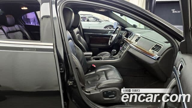 Lincoln MKS, 2010 11