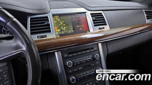 Lincoln MKS, 2010 14