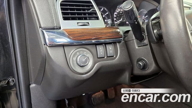 Lincoln MKS, 2010 16