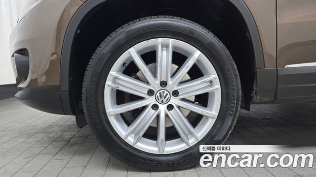 Volkswagen New Tiguan 5N, 2013 16