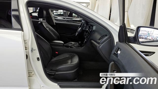 Kia K5 Luxury, 2011 11