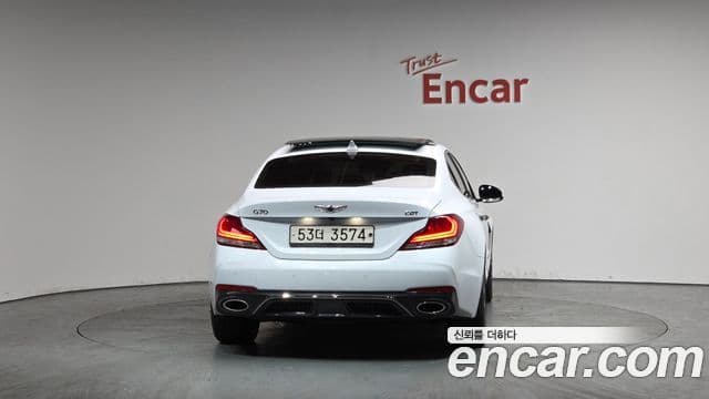 Genesis G70 Sport пакет, 2018 4