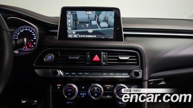 Genesis G70 Sport пакет, 2018 14